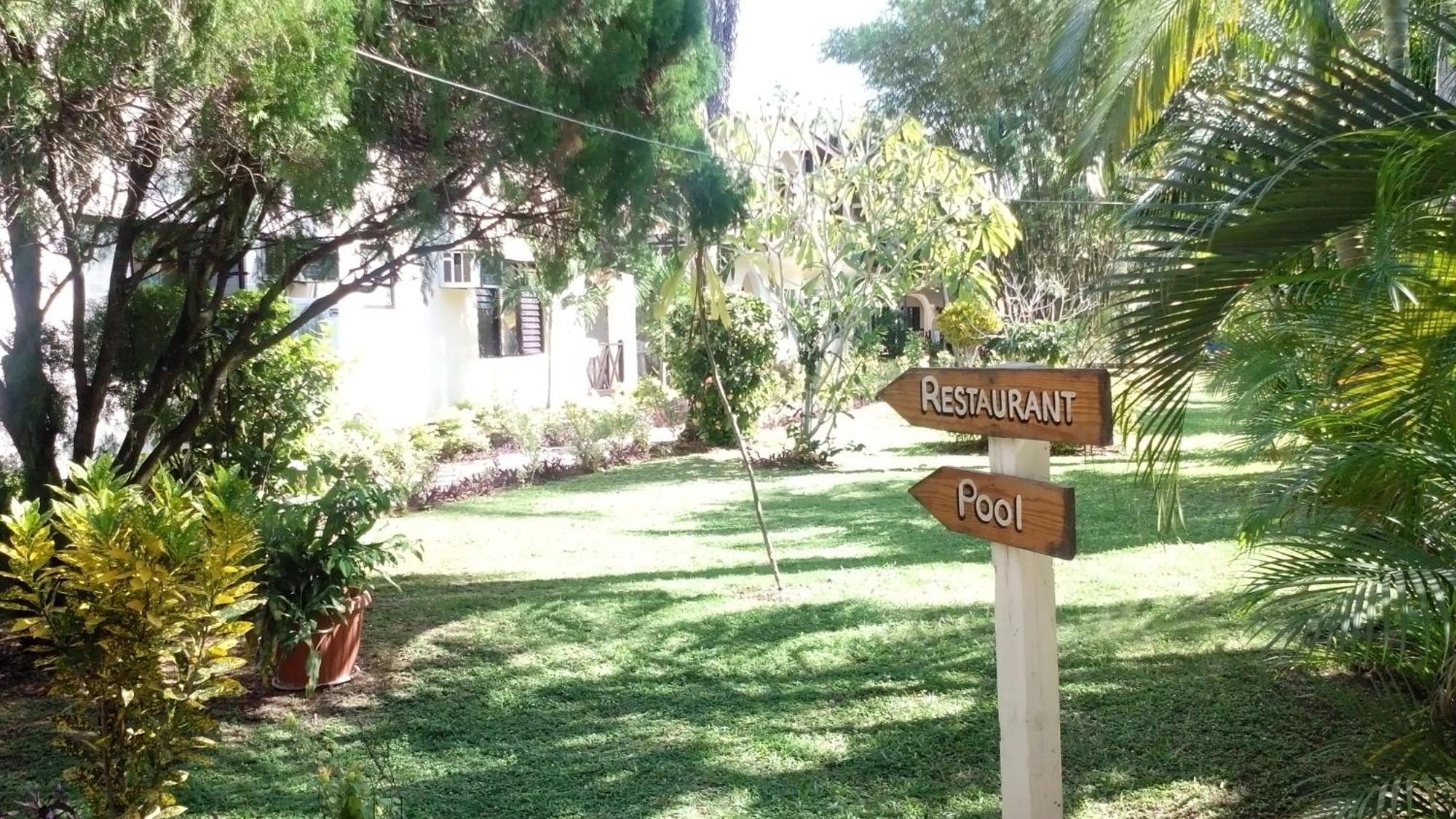 Pure Garden Resort Negril Exterior photo