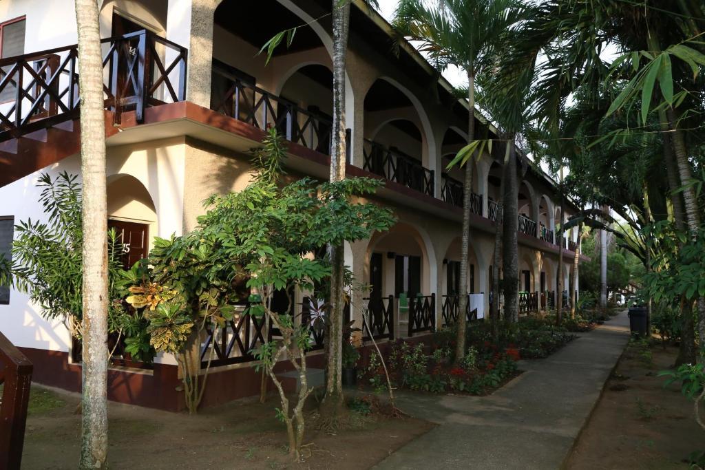 Pure Garden Resort Negril Exterior photo